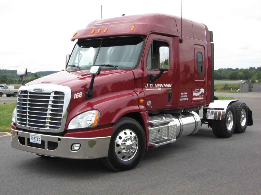 trucking service, trucking company, family-owned trucking business, family-owned company, VA trucking company, VA trucking agency, truck driver jobs, truck maintenance, truck detailing, JD Newman Inc, Newman Family